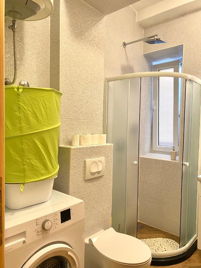 פראסט Apartment Njegos מראה חיצוני תמונה